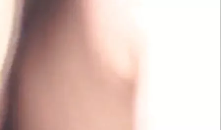 Dua gadis yang menggoda pria video lucah budak sekolah dengan penis.
