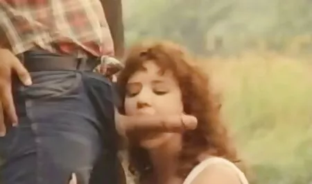 Dia bibi dan bagi orang-orang video lucah sekolah berbulu vagina.