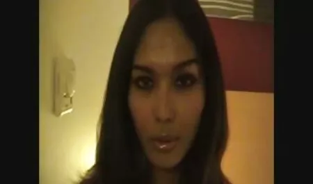 Chrysalis melakukannya dengan pelacur budak sekolah baik di casting.