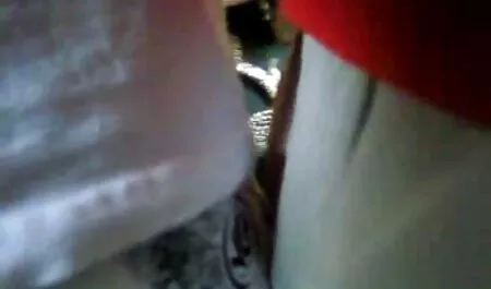 Seks dengan seorang dewasa, di depan kamera, video bogel budak sekolah termasuk