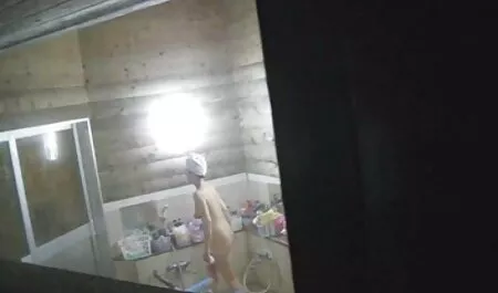 Seorang video lucah budak 10 tahun pencinta