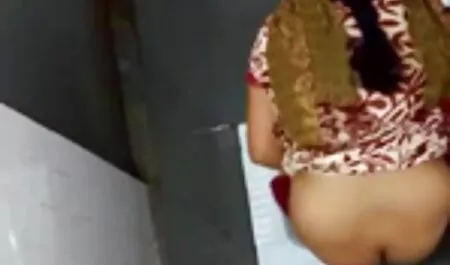 Seks dan air mancur oleh provokatif video lucah melayu sekolah wanita Jepun
