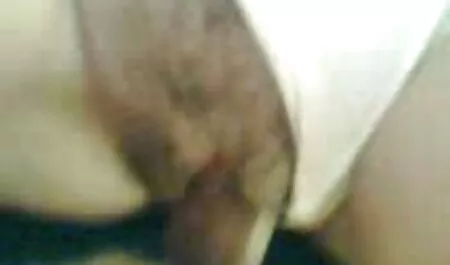 Vagina seorang wanita muda yang lucah sekolah penuh dengan keinginan penuh tebal jiran-jiran