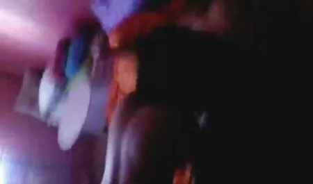 Seorang wanita yang video lucah budak kolej adalah seorang prajurit, tolong atlet